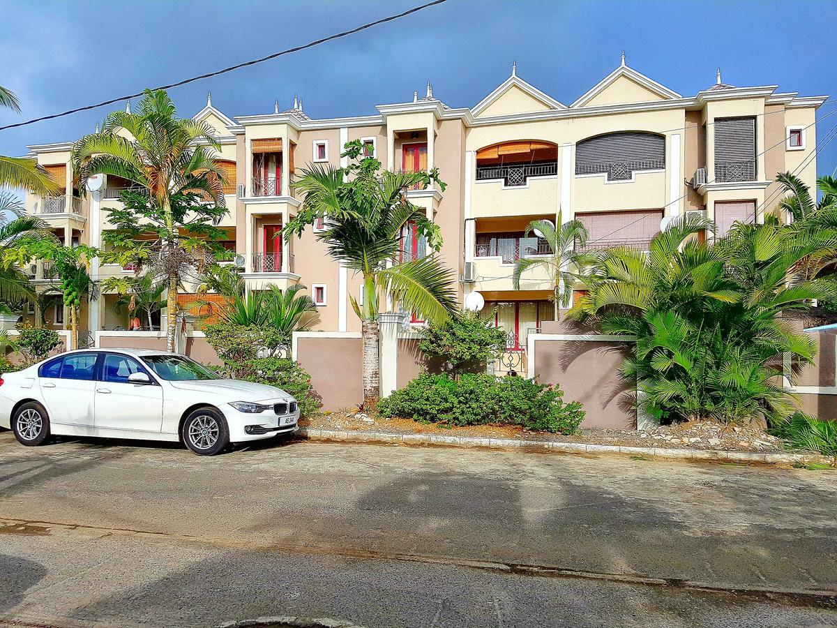 Abrico Apartment Trou aux Biches Exterior photo